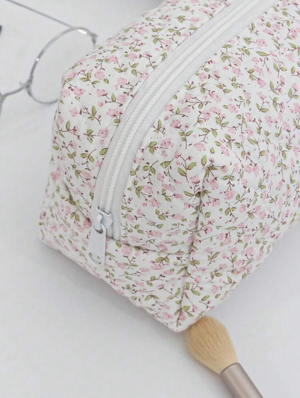 Blossom Kiss Pouch